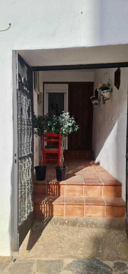 Cheerful One Bedroom Townhouse With Patio Árchez Exterior foto